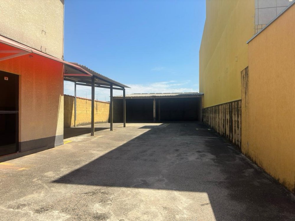 Imvel Comercial - Venda - Santa Luzia - Bragana Paulista - SP