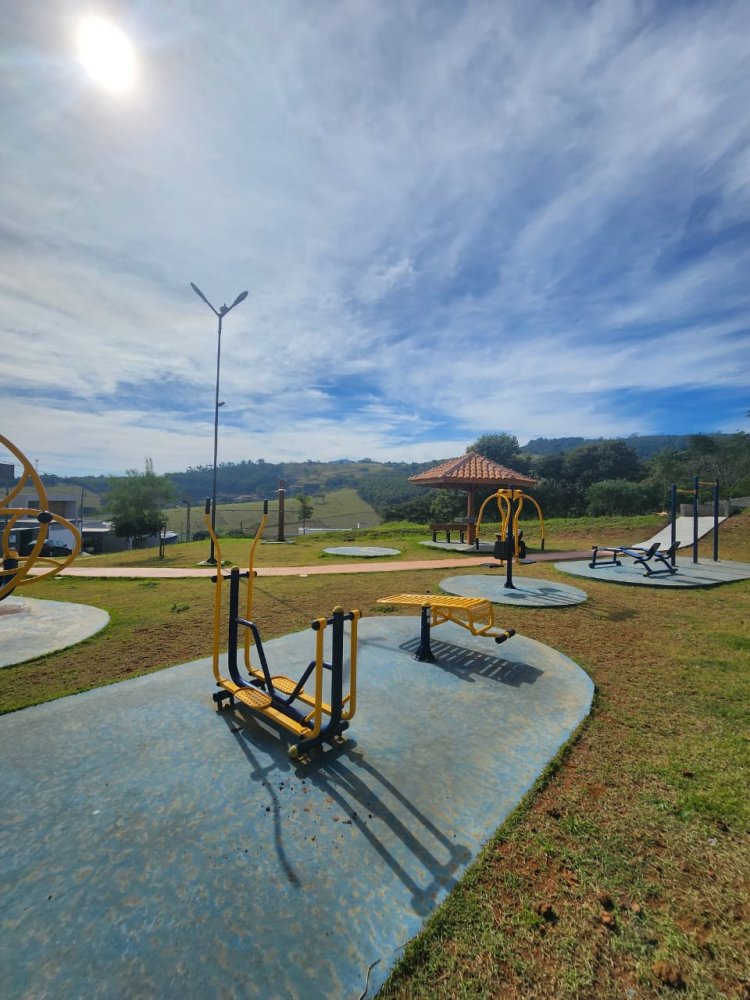 Terreno - Venda - Condomnio Portal da Serra - Bragana Paulista - SP