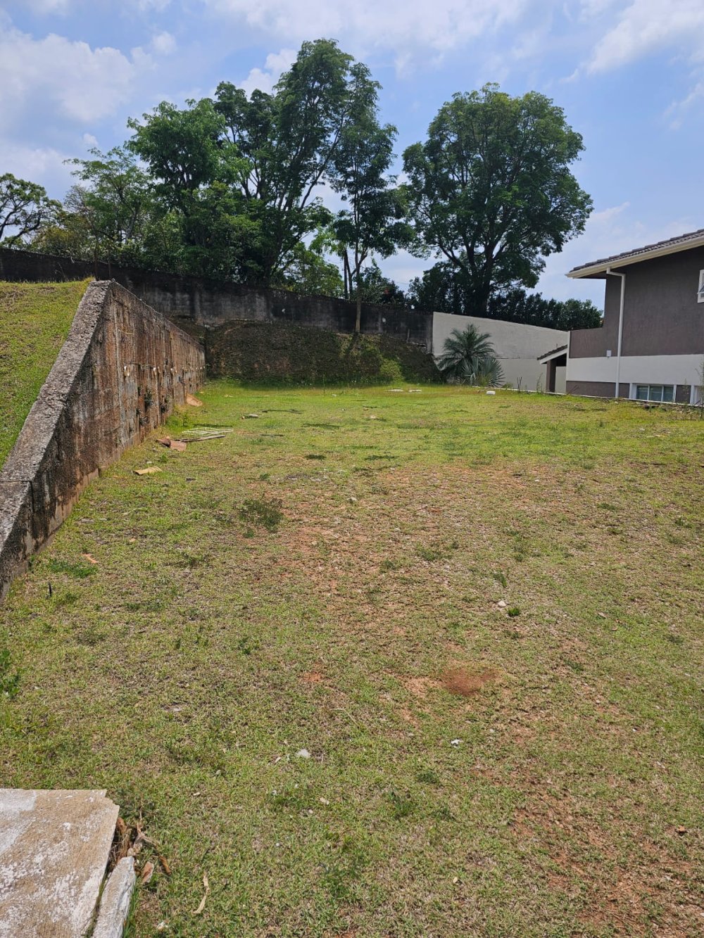 Terreno - Venda - Nova Gardnia - ATIBAIA - SP