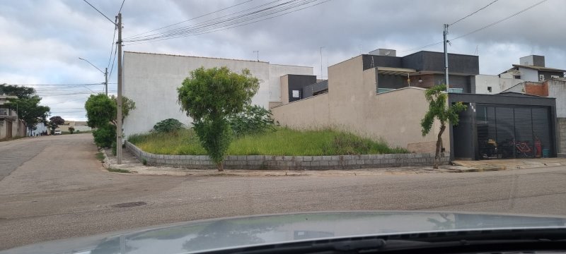 Terreno - Venda - Residencial Quinta dos Vinhedos - Bragana Paulista - SP
